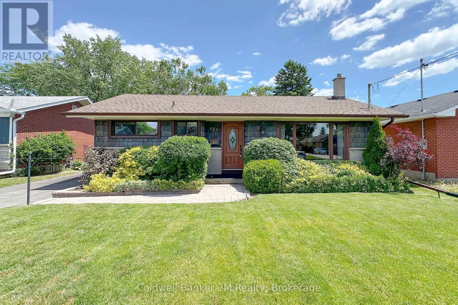 Property Photo:  453 Rosmere Street  ON L1J 5H4 