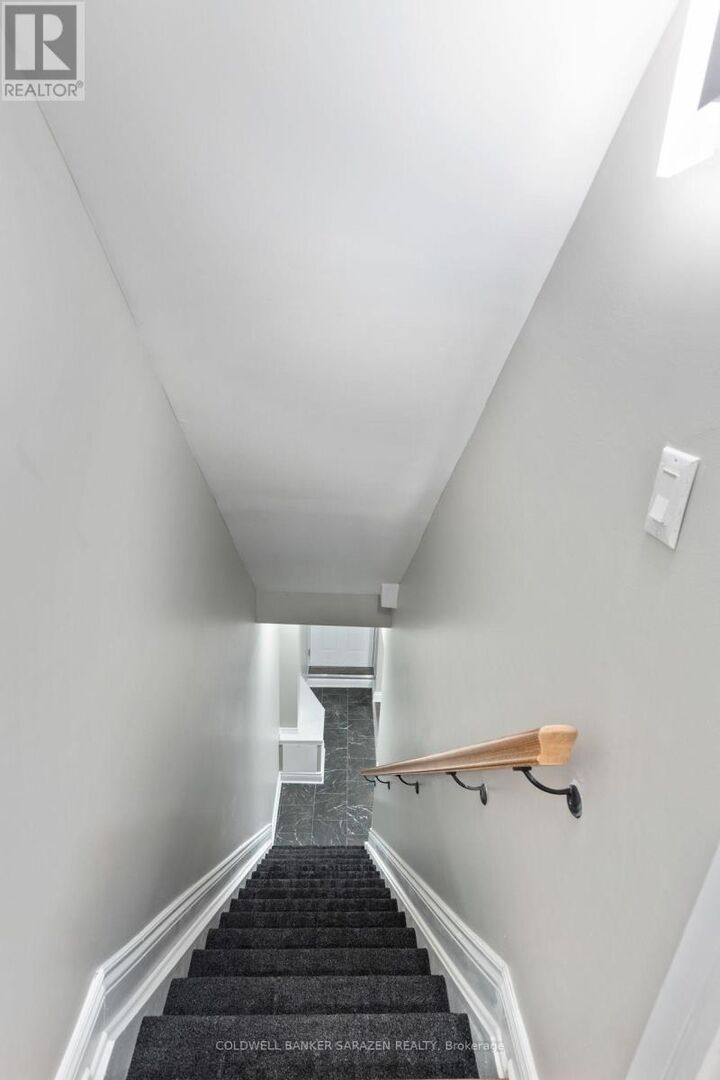 Photo de la propriété:  447 Green Avenue 2  ON K1M 1L1 
