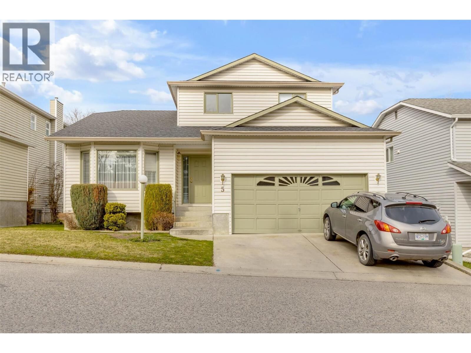 Property Photo: 555 Glenmeadows Road 5 BC V1V 1V5