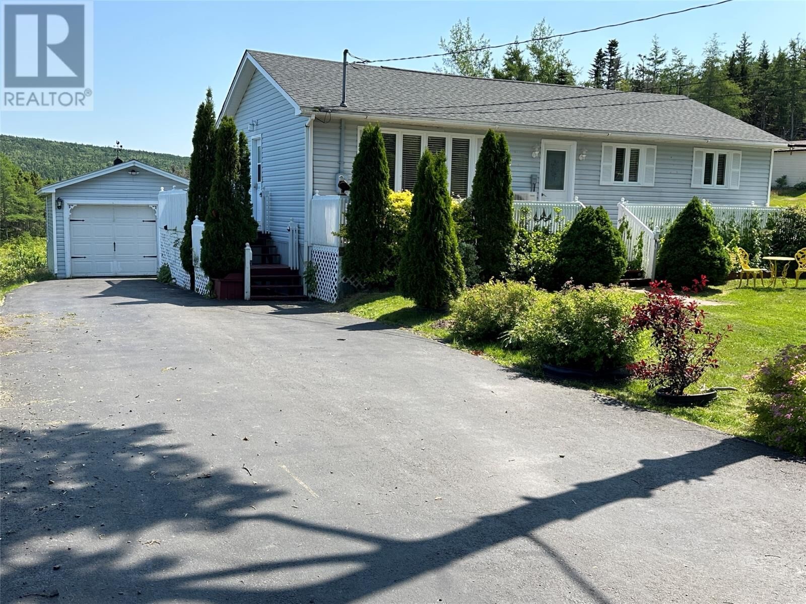 Property Photo:  32 Main Road  NL A0B 2N0 