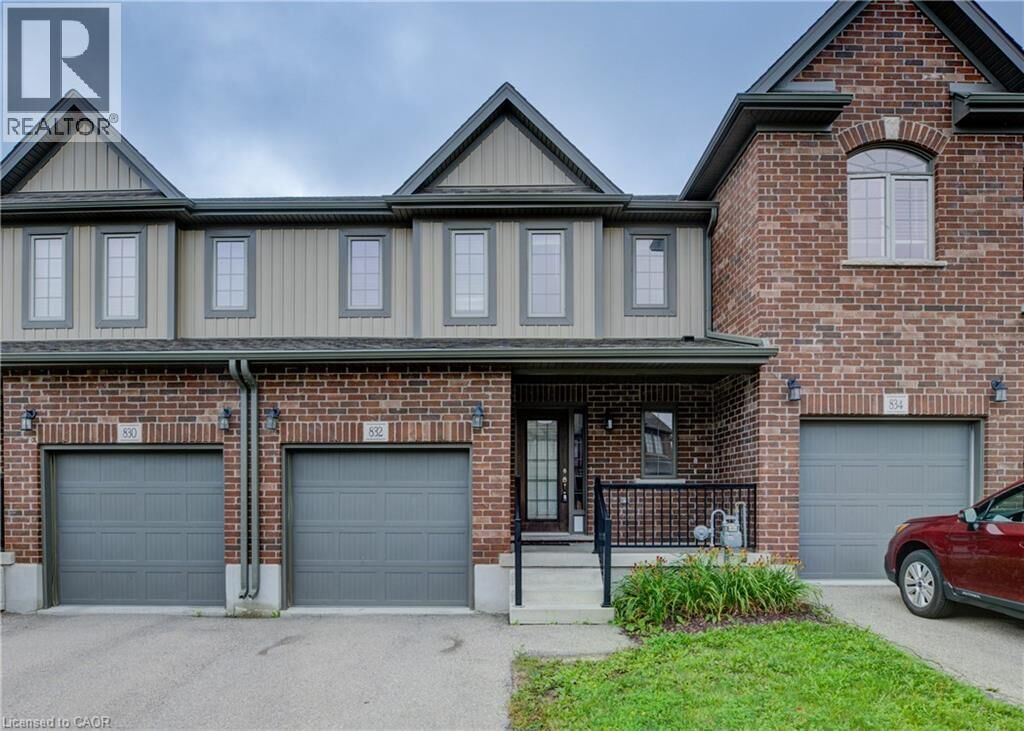 Property Photo:  823 Paris Boulevard  ON N2T 0B2 