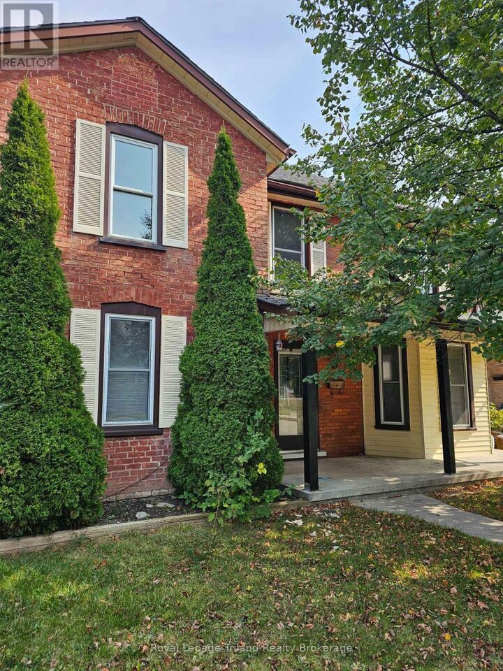 86 Victoria Street North — photo 1