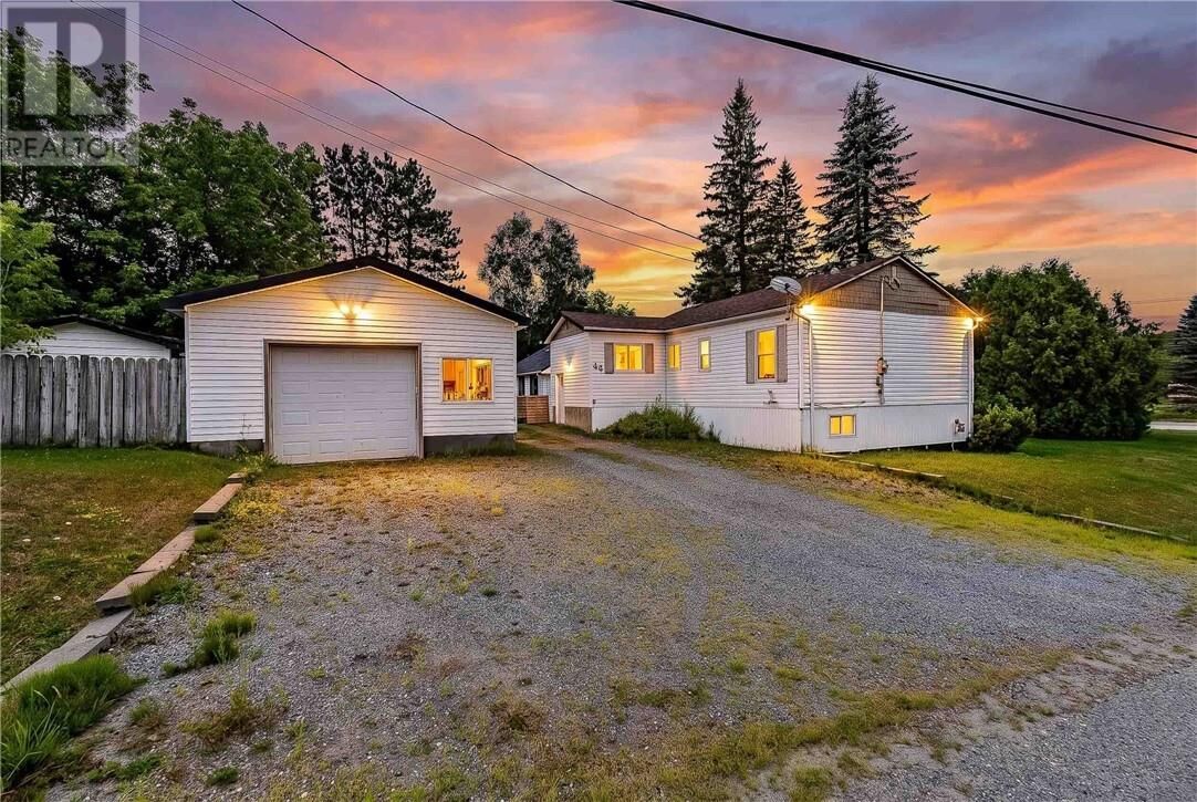 Property Photo:  44 Salisbury  ON P0H 2N0 