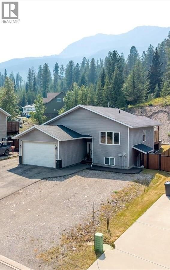 Property Photo: 73 Deerborne Drive BC V0B 1H0