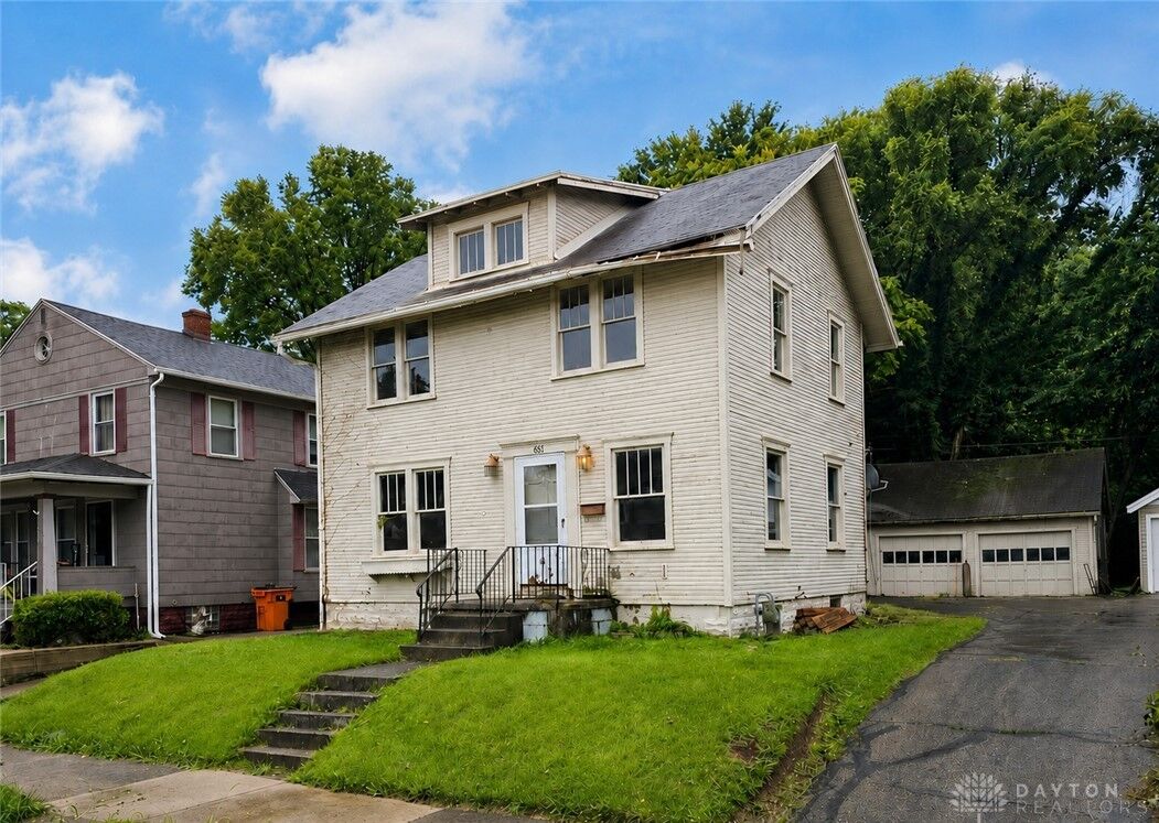 Property Photo: 831 E Cecil Street OH 45503