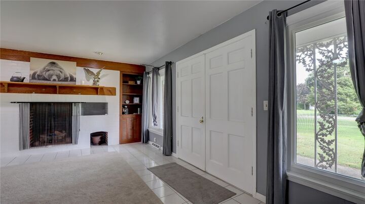 Property Photo:  1602 W Melrose Court  IL 62526 