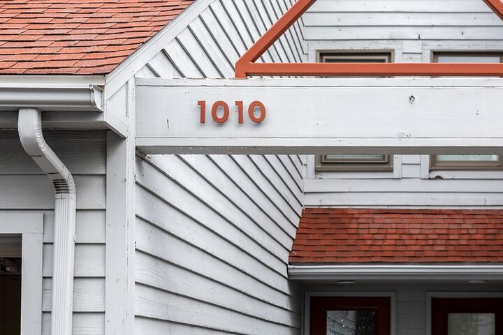 Property Photo:  1010 Lookout Drive  PA 16507 