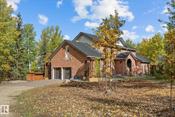 Property Photo:  53221 Rge Road 263  AB T7X 3G2 