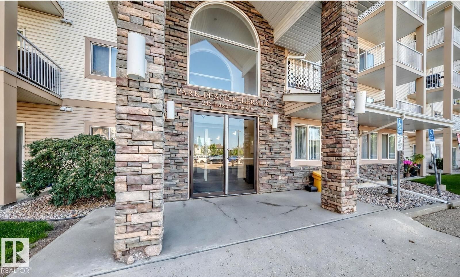 Property Photo:  245 Edwards Drive SW 220  AB T6X 1J9 