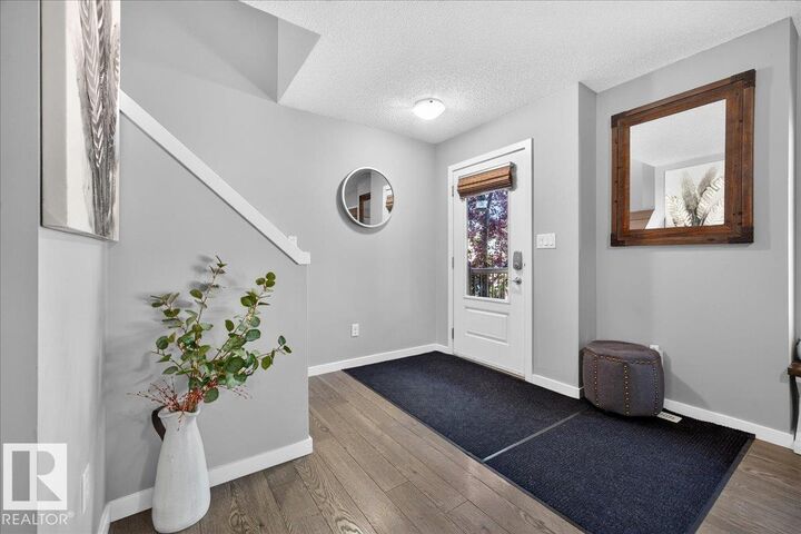 Property Photo:  3043 Keswick Way SW  AB T6W 2R2 