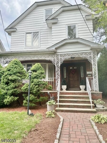 Property Photo: 194 Glenwood Rd NJ 07208