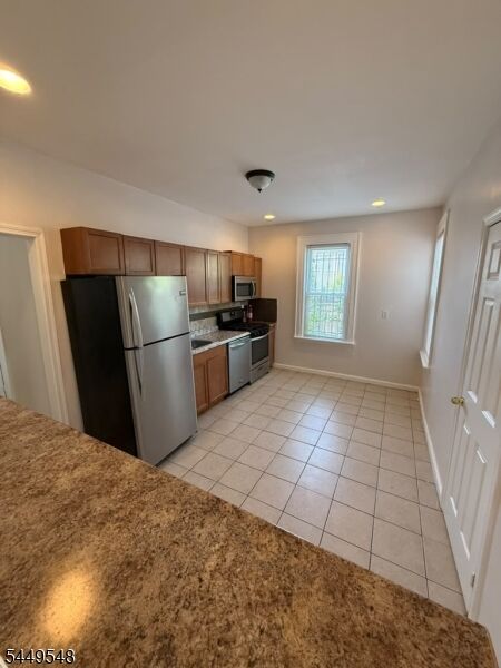 Property Photo:  86 Mapes Ave 1  NJ 07112 