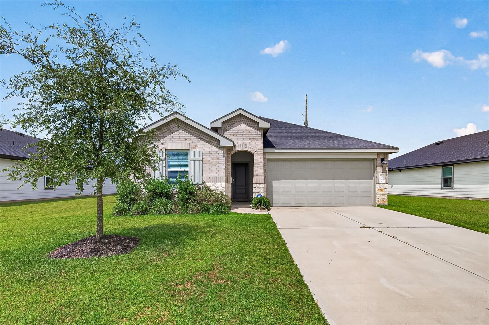 Property Photo:  1143 Buffalograss Trail  TX 77474 