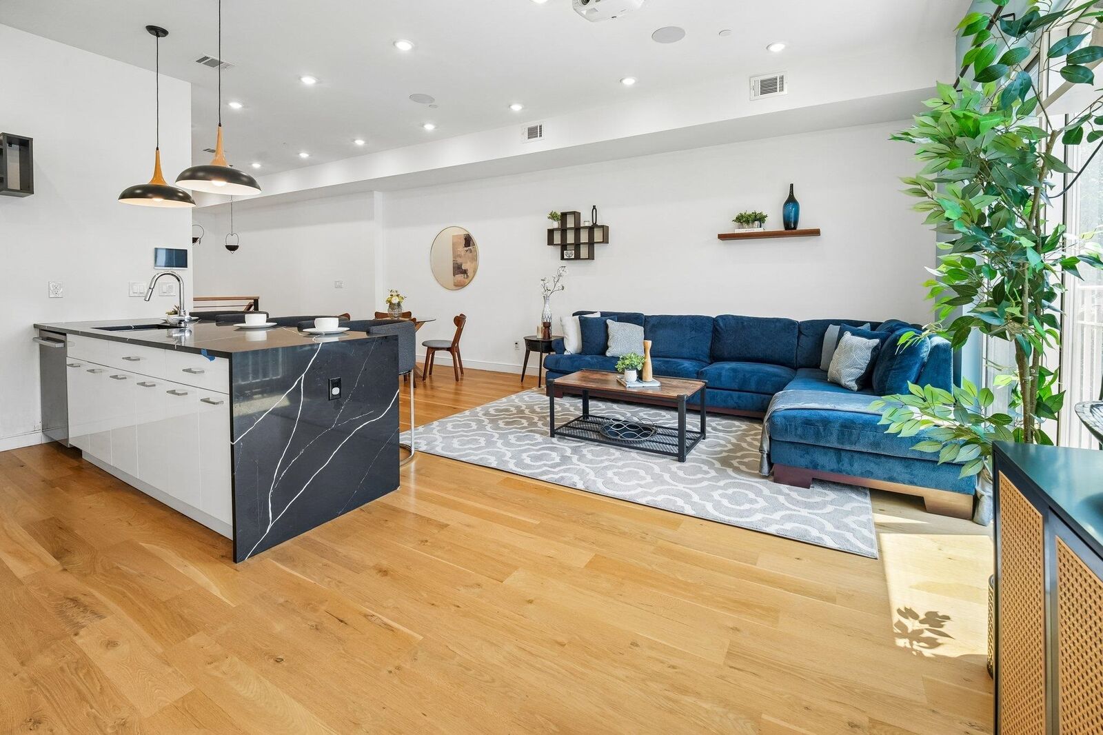 Property Photo: 241 3rd St #4 NJ 07302