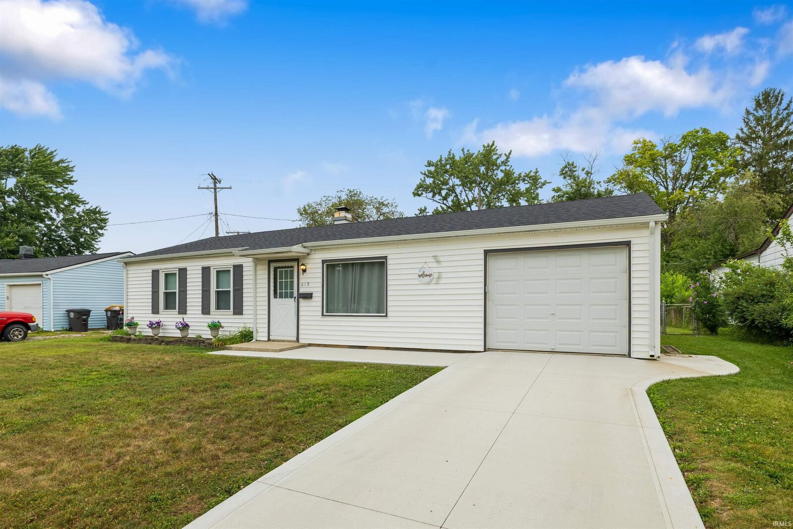 Property Photo:  619 Warwick Avenue  IN 46825-5650 