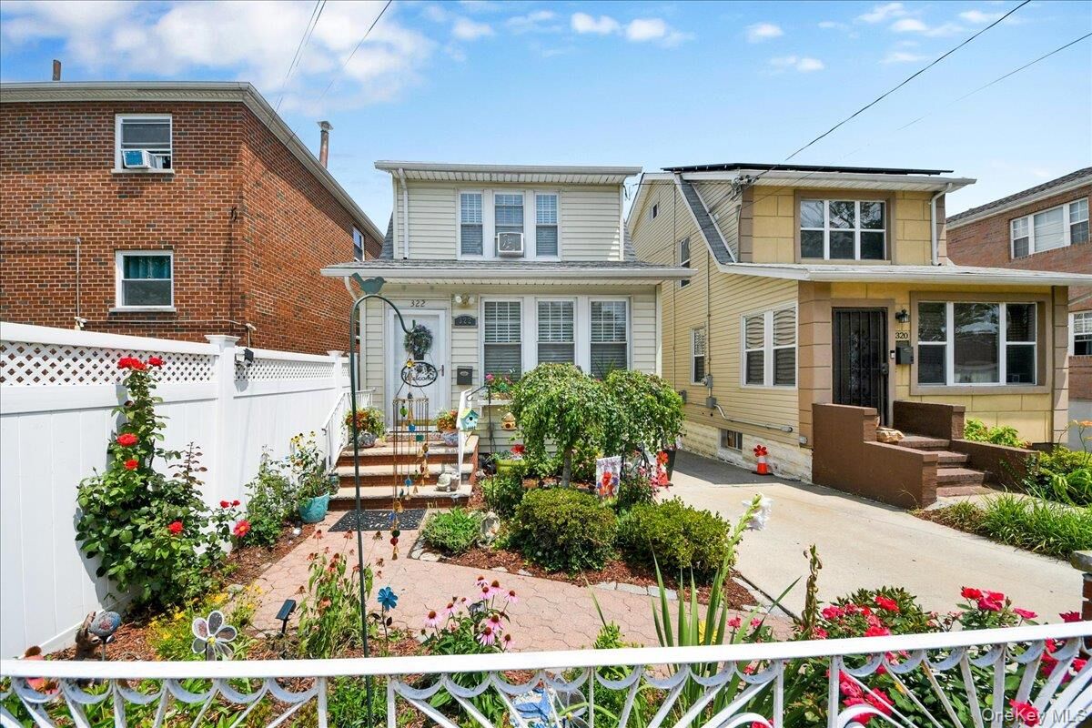 Property Photo:  322 Logan Avenue  NY 10465 