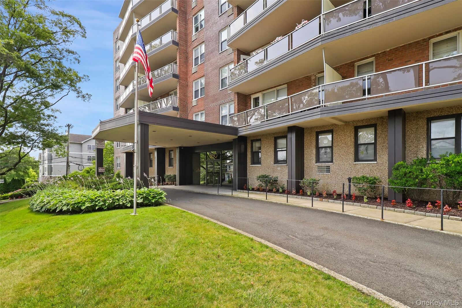Property Photo:  360 Westchester Avenue 623  NY 10573 