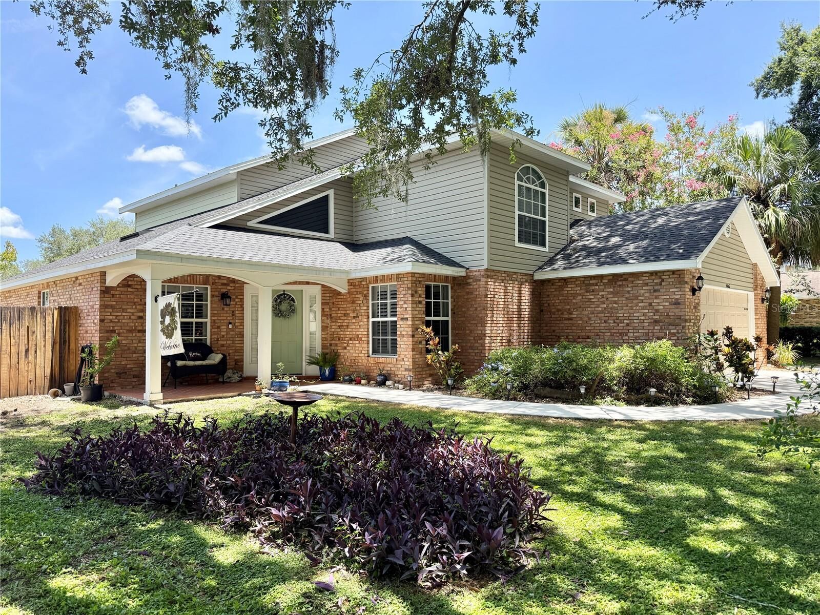 Property Photo:  9306 Alanbrooke St  FL 33637 