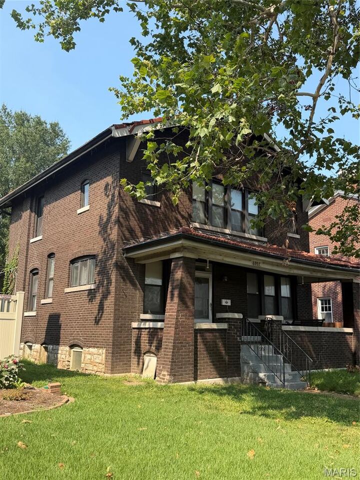 Property Photo: 6957 Clayton Avenue MO 63117