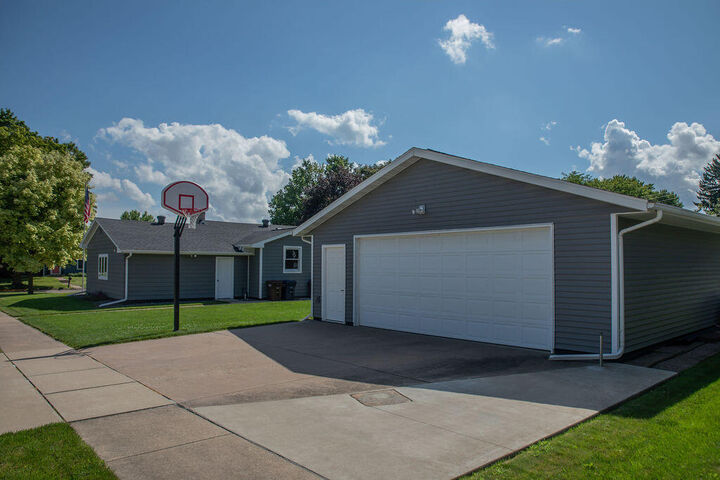 Property Photo: 510 Franklin St W - WI 54669