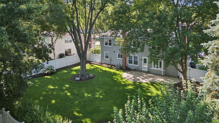 Property Photo: 1249 Stonegate Road IL 60540