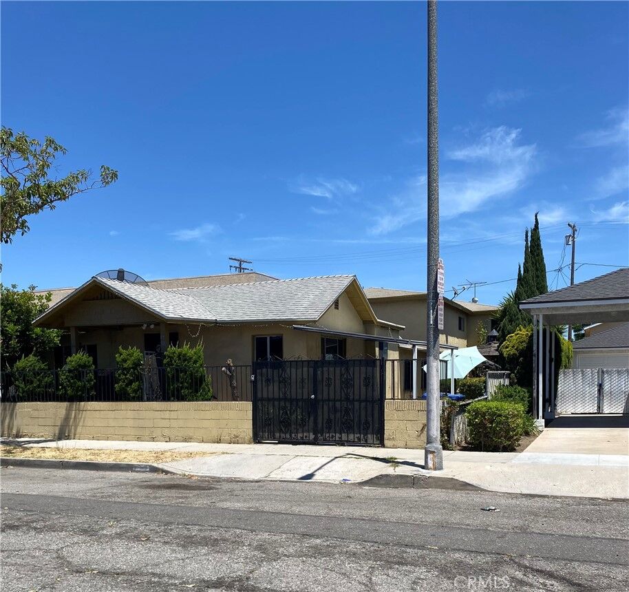 Property Photo:  1780 Lewis  CA 90813 