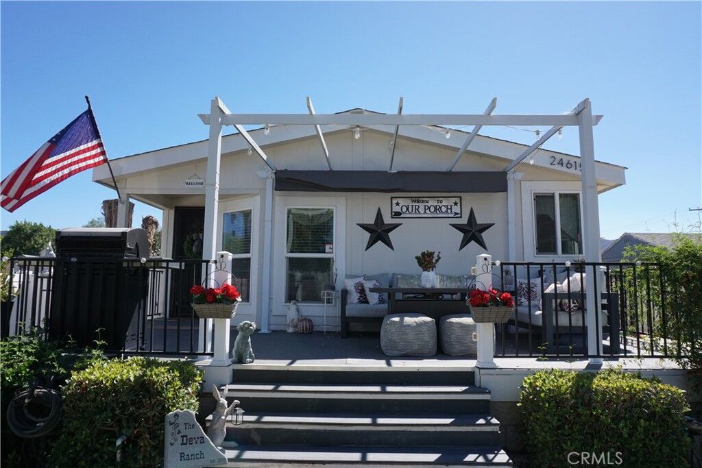 Property Photo:  24615 New Clay  CA 92562 