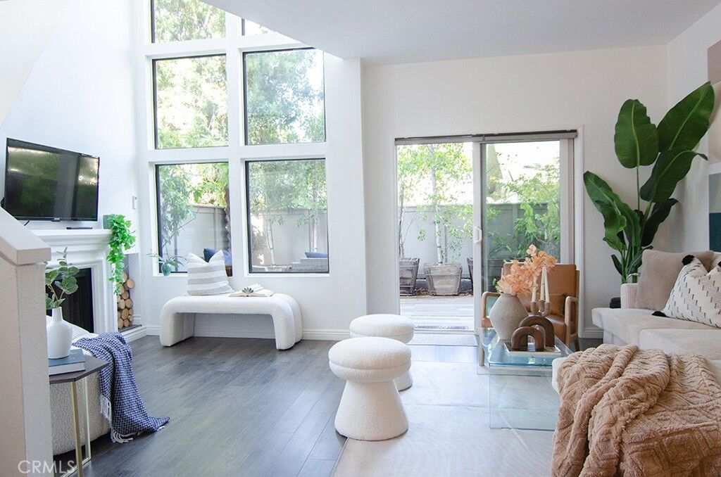 Property Photo:  1310 E Orange Grove Boulevard 113  CA 91104 