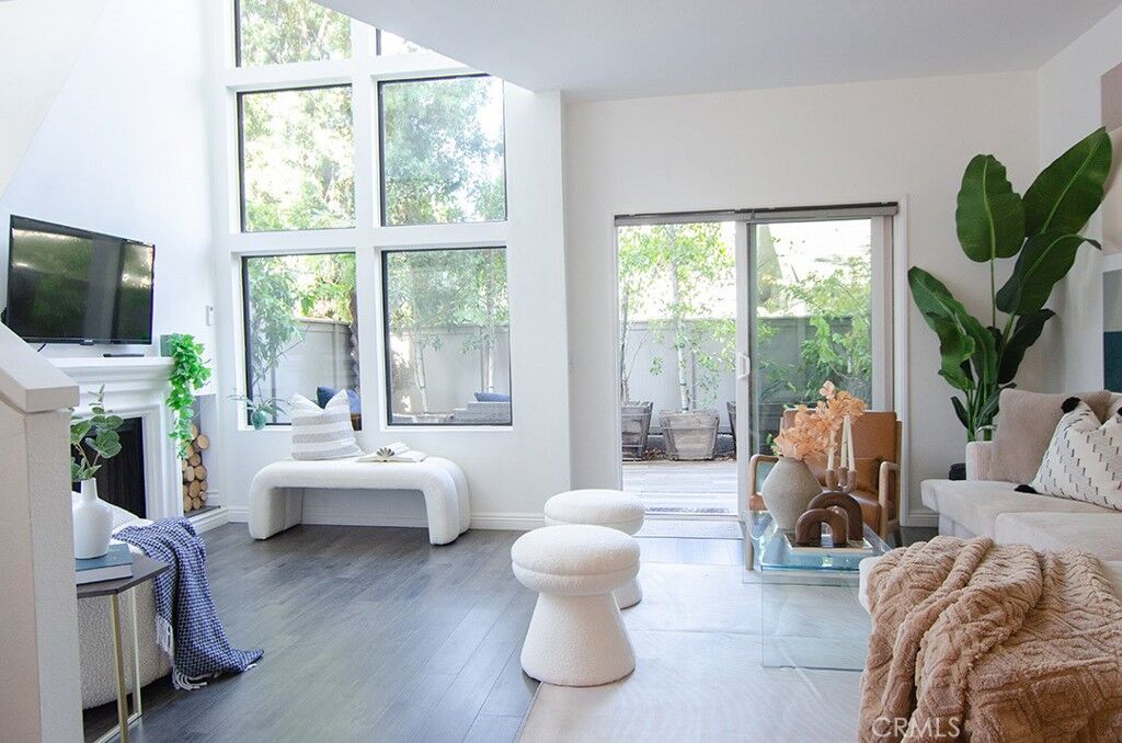 Property Photo:  1310 E Orange Grove Boulevard 113  CA 91104 