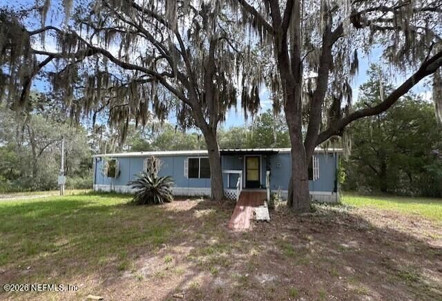 Property Photo:  6315 Golden Oak Lane  FL 32656 