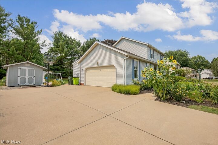 Property Photo:  9786 Hocking Street NW  OH 44646 