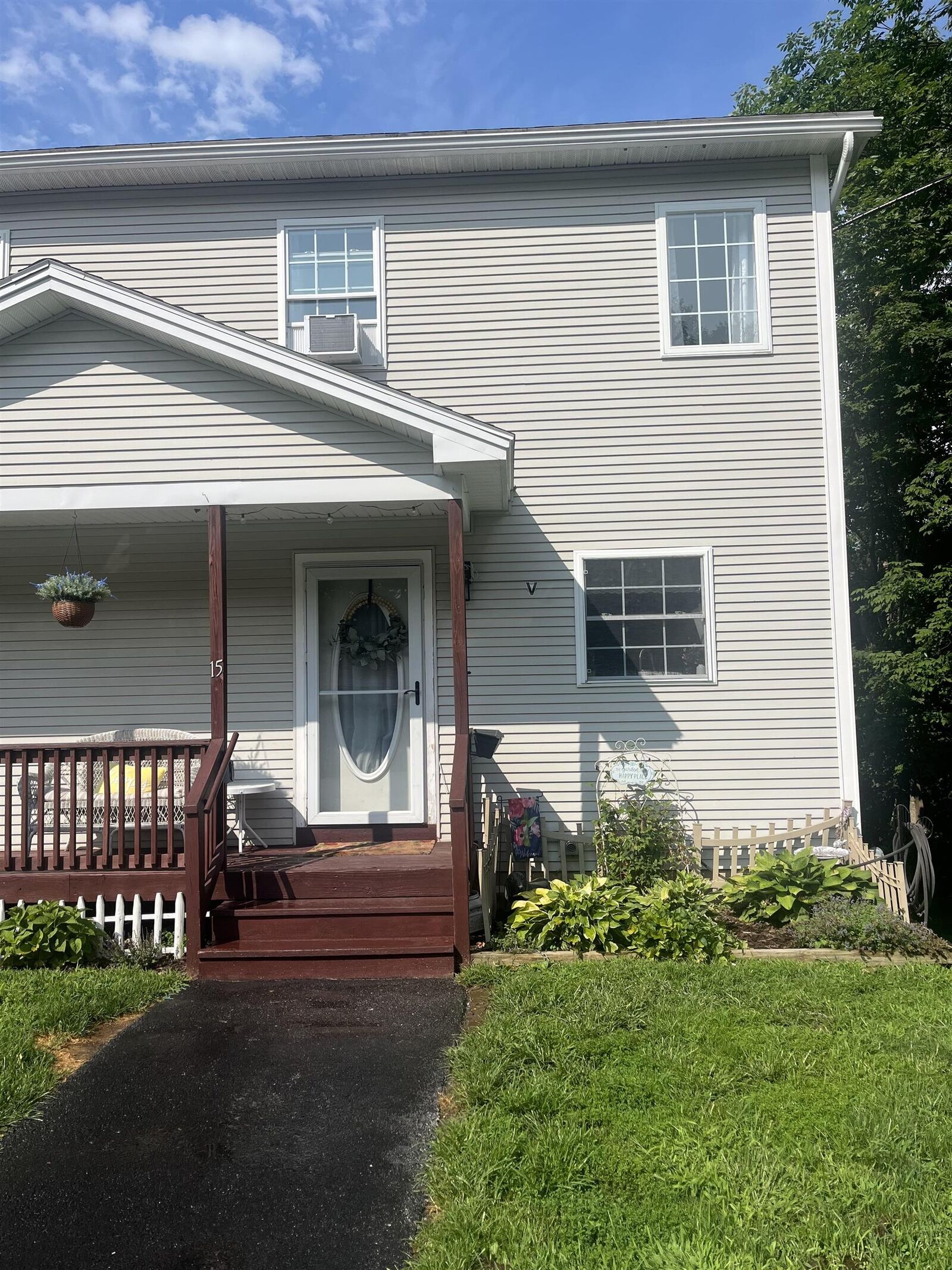 Property Photo:  15 Twin Court  VT 05478 