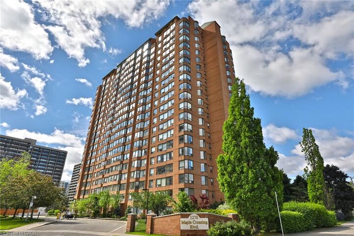 1270 Maple Crossing Boulevard 509 — photo 1