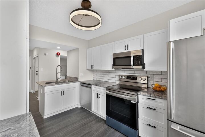700 Dynes Road 401 — photo 1