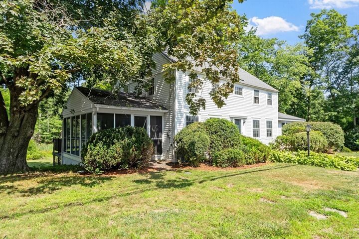 Property Photo:  185 Main St  MA 01863 