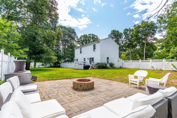 Property Photo:  8 Hampden Rd  MA 02536 