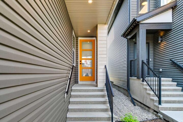 Property Photo:  27 Belmont Place SW  AB T2X 5T6 