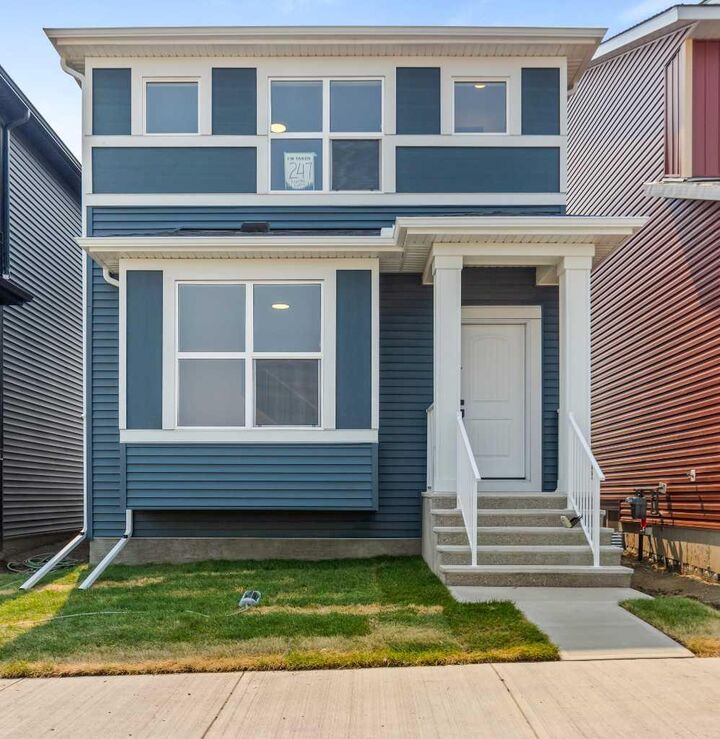247 Lucas Gate NW — photo 1