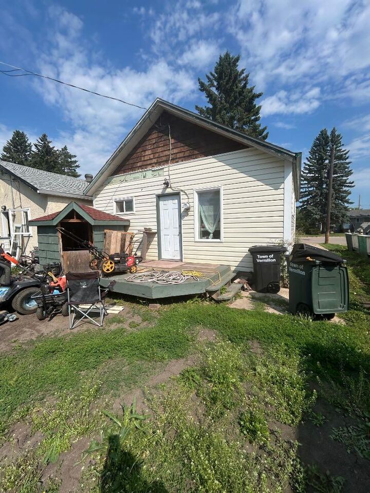 Property Photo:  4621 50 Avenue  AB T9X 1B1 
