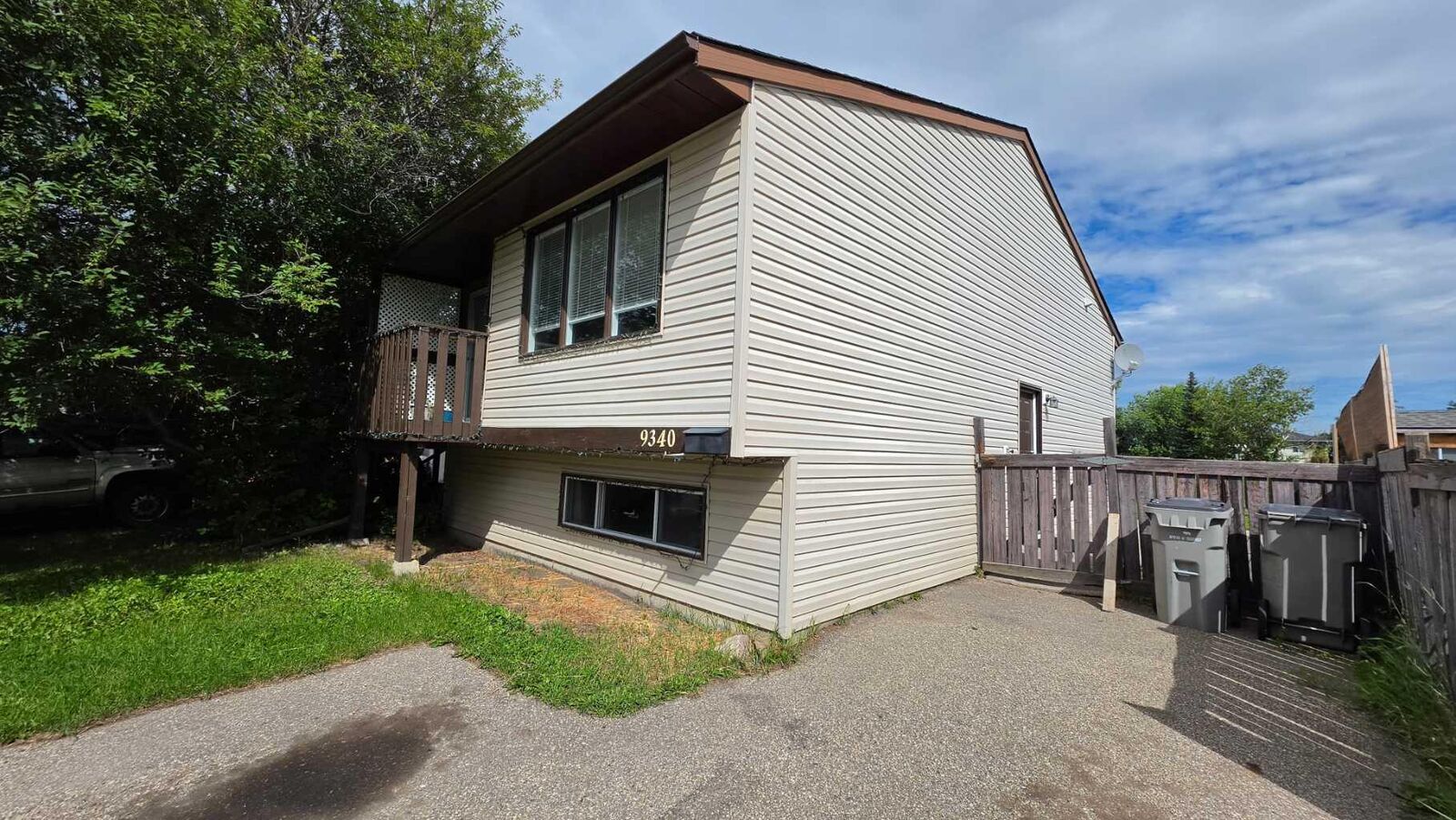 Property Photo:  9340 67 Avenue  AB T8W 1C2 