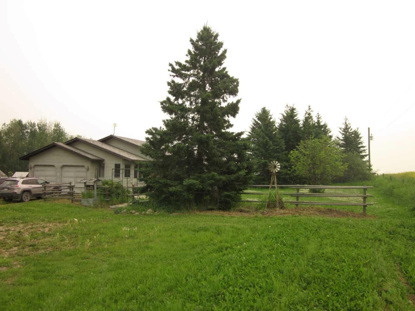 Property Photo:  420035 Range Road 32  AB T0C 2J0 