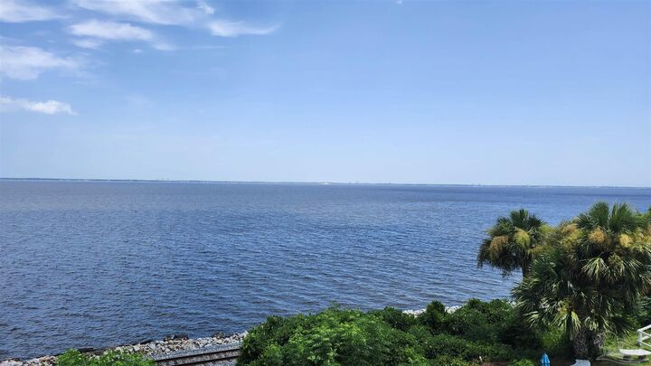 Property Photo:  600 Scenic Hwy 321  FL 32503 