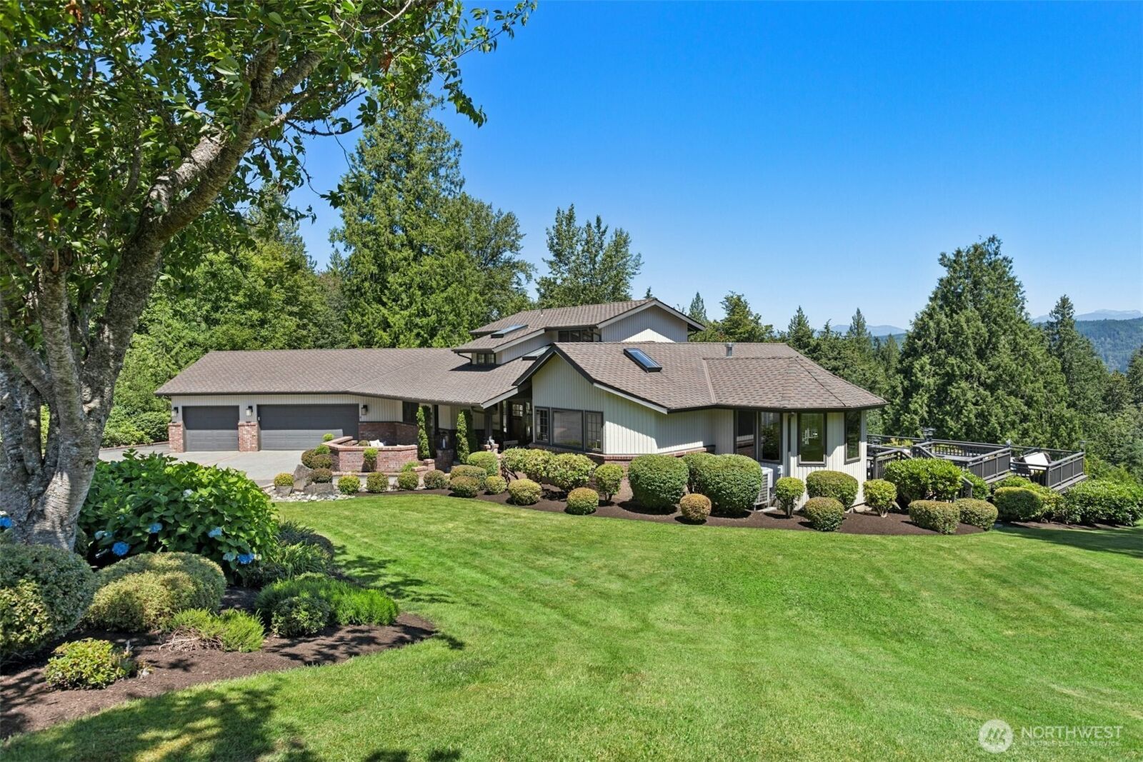 Property Photo: 32440 SE 54th Street WA 98024