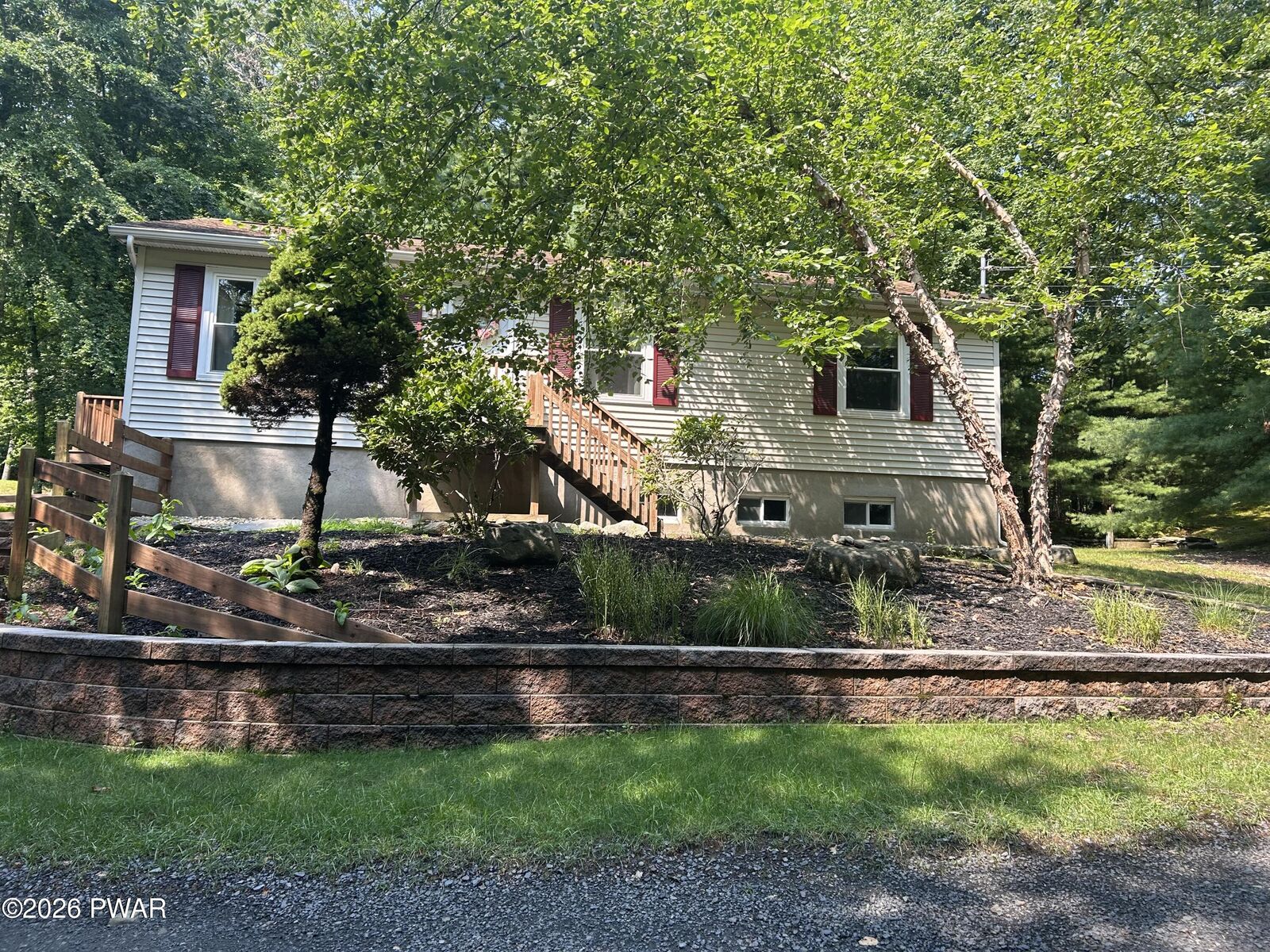 Property Photo:  125 Birch Leaf Drive  PA 18337 