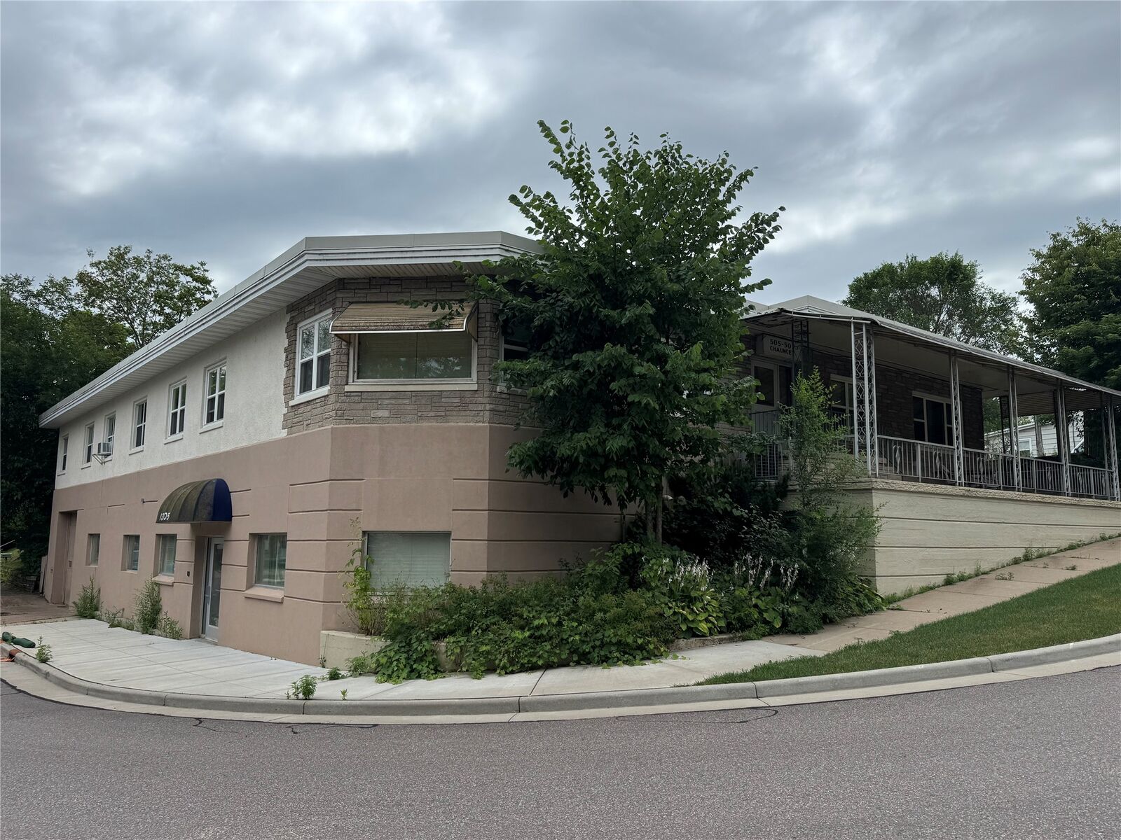 Property Photo:  1305 Woodland Avenue 1-6  WI 54701 