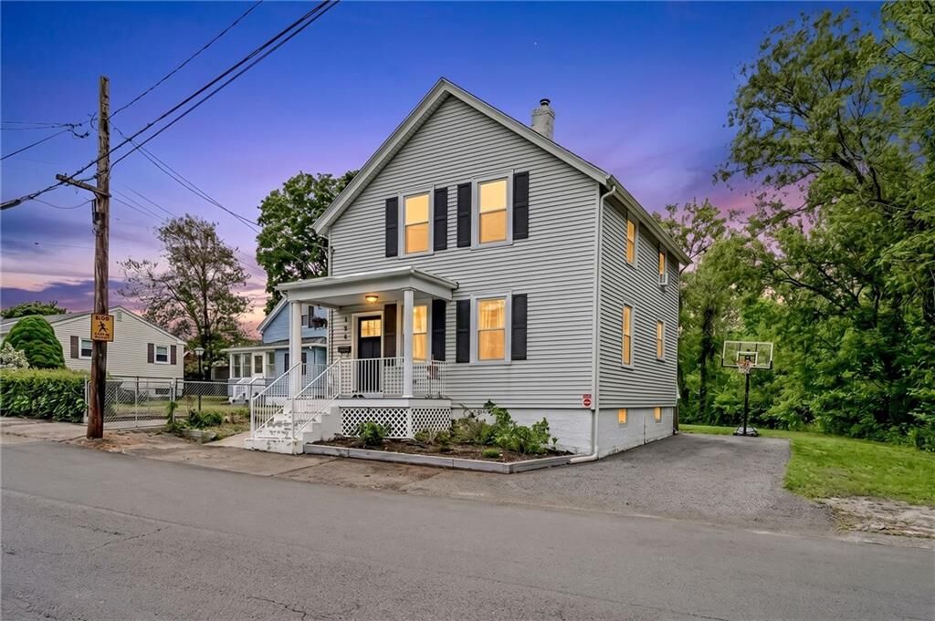 Property Photo:  224 Francis Avenue  RI 02904 