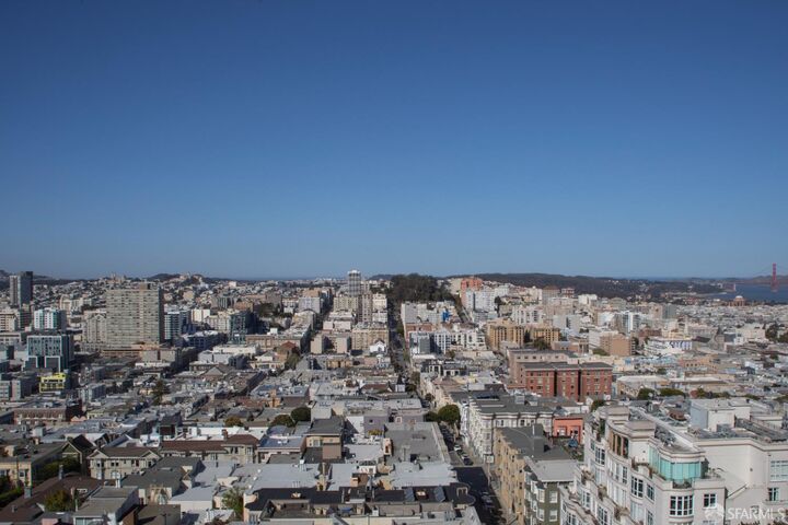 Property Photo:  1250 Jones Street 1302  CA 94109 
