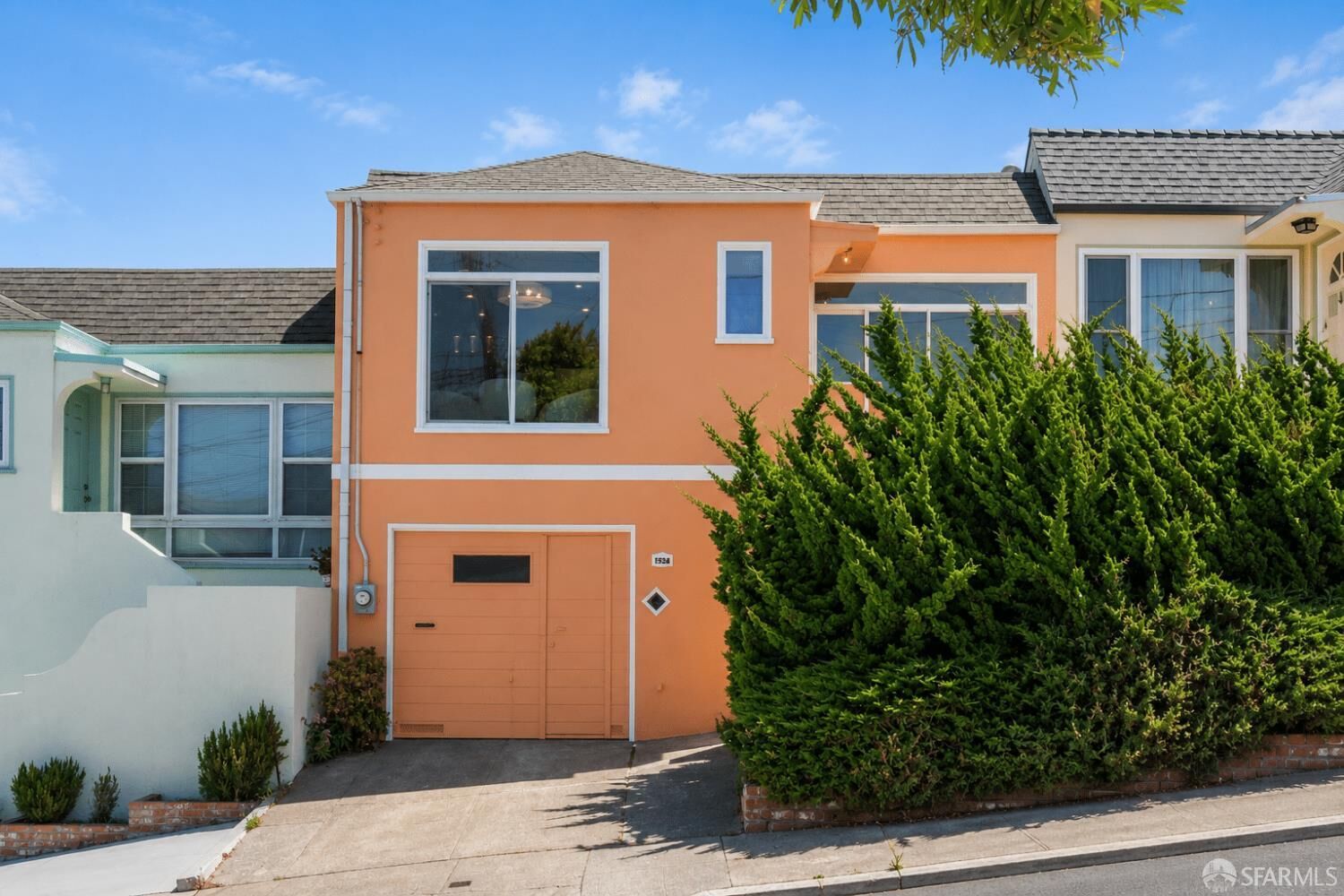 Property Photo:  327 Allison Street  CA 94112 