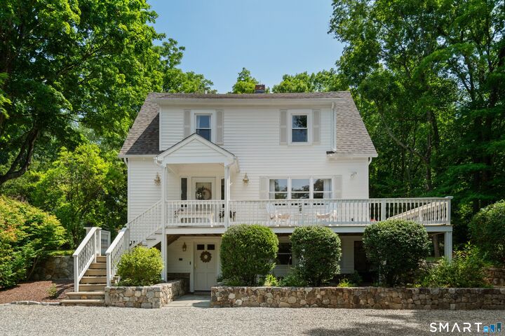 Property Photo:  267 Newtown Turnpike  CT 06883 