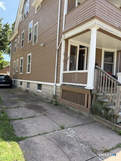 Property Photo:  119 Hobart Street 2nd Floor  CT 06511 